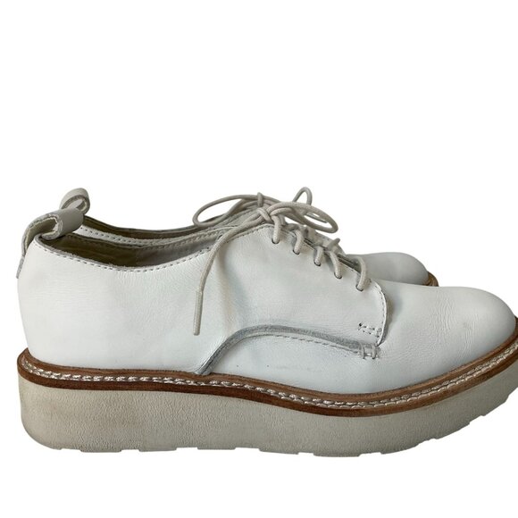 Clarks Trace Walk Casual Shoes Womens sz 6.5 Platform White Leather Preppy Boho - Picture 2 of 10